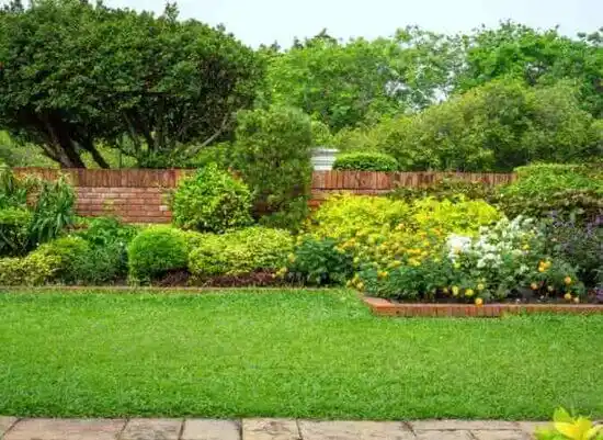 landscaping services Truesdale